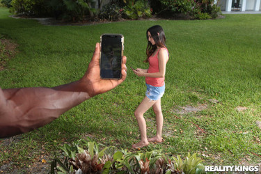 [RKPrime.com RealityKings.com] 2018-08-06 Ryan Smiles -  X Ray Ass/[RKPrime.com RealityKings.com] 2018-08-06 Ryan Smiles -  X Ray Ass/ryansmiles050818-048.jpg