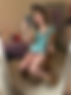 3. Short Skirt Weather/2023-04-03_Short_Skirt_Weather (18).jpg