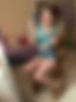 3. Short Skirt Weather/2023-04-03_Short_Skirt_Weather (31).jpg