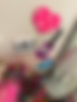 3. Short Skirt Weather/2023-04-03_Short_Skirt_Weather (37).jpg