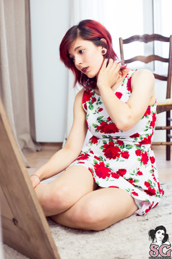 Shanyya/Roses are Red/15.jpg